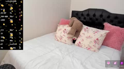   Mariam Castiblanco online show from 10-02-25, 12:06