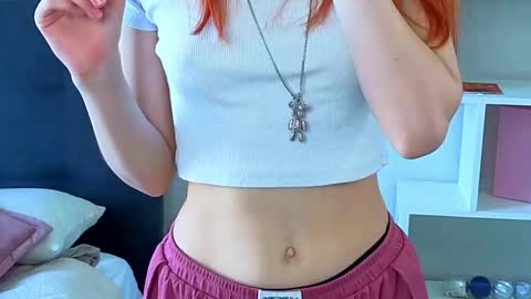 My name is Molly this is my first day online show from 04-26-26, 04:21