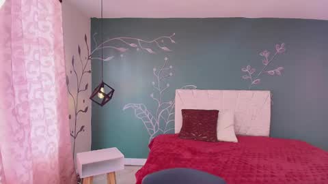 Snapshot of mariamcute_ chatting on 02-05-25, 07:53 M A R I A N A online show from 02-05-25, 07:53