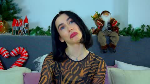 Snapshot of mariamenson chatting on 01-14-25, 03:53 MariaMenson online show from 01-14-25, 03:53