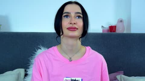 Snapshot of mariamenson chatting on 01-24-25, 11:02 MariaMenson online show from 01-24-25, 11:02