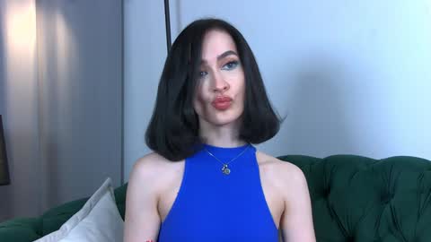 Snapshot of mariamenson chatting on 01-30-25, 10:30 MariaMenson online show from 01-30-25, 10:30