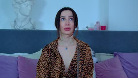 Snapshot of mariamenson chatting on 02-08-25, 03:30 MariaMenson online show from 02-08-25, 03:30