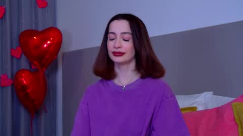 Snapshot of mariamenson chatting on 02-17-25, 04:09 MariaMenson online show from 02-17-25, 04:09