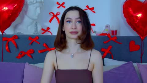 Snapshot of mariamenson chatting on 02-18-25, 10:25 MariaMenson online show from 02-18-25, 10:25