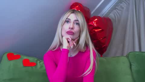 Snapshot of mariamenson chatting on 03-01-25, 02:04 MariaMenson online show from 03-01-25, 02:04