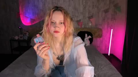 Maria online show from 02-24-25, 07:19