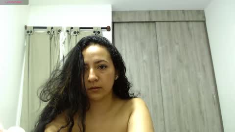 Snapshot of mariamualata chatting on 05-15-26, 11:34 mariamualata online show from 05-15-26, 11:34