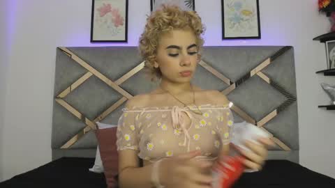 Marian online show from 02-14-25, 02:50