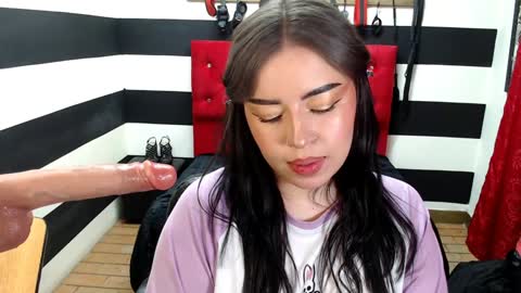 Marian online show from 01-29-25, 06:12