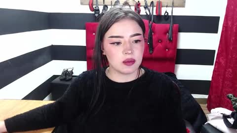 Marian online show from 02-11-25, 04:55