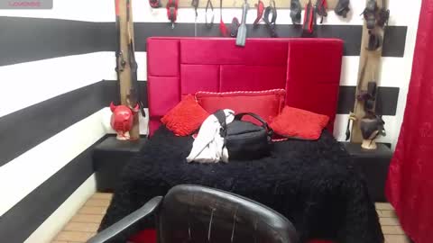 Marian online show from 10-07-25, 03:14