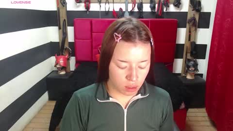 Marian online show from 10-20-25, 03:07