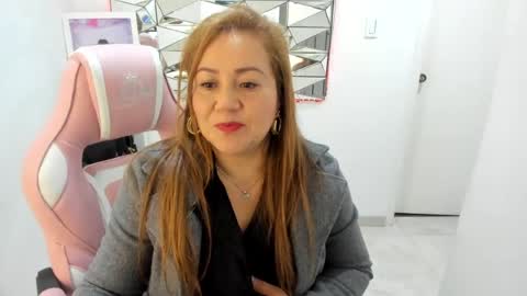 mariana01_m online show from 06-13-26, 10:57