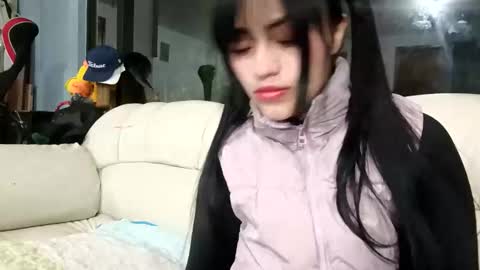 Mariana online show from 04-20-26, 03:20