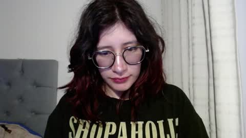 Snapshot of mariana124_ chatting on 01-07-25, 09:25 Mariana online show from 01-07-25, 09:25