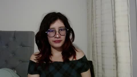 Snapshot of mariana124_ chatting on 02-02-25, 06:04 Mariana online show from 02-02-25, 06:04