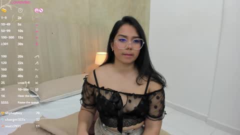 Snapshot of mariana_allen chatting on 02-23-25, 09:44 Mariana Allen online show from 02-23-25, 09:44