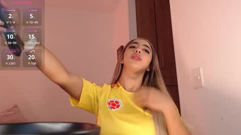 Mariana online show from 09-09-25, 07:24