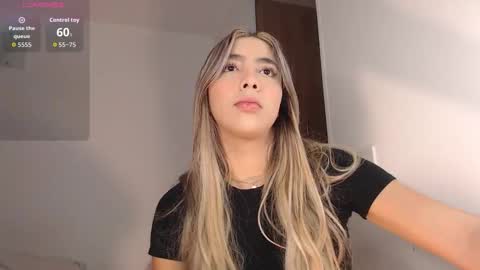 Mariana online show from 10-21-25, 10:43