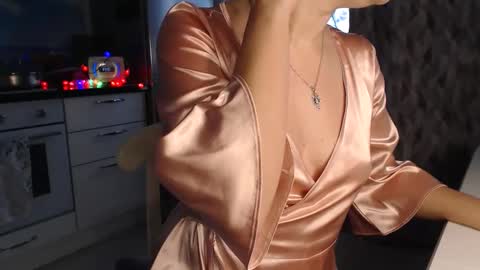 MarianaMur online show from 02-05-25, 07:07