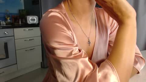 MarianaMur online show from 09-17-25, 05:42