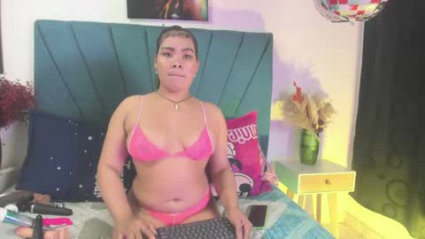 Snapshot of mariana_star1 chatting on 06-04-26, 04:18 mariana_star1 online show from 06-04-26, 04:18