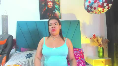 Snapshot of mariana_star1 chatting on 06-07-26, 09:29 mariana_star1 online show from 06-07-26, 09:29