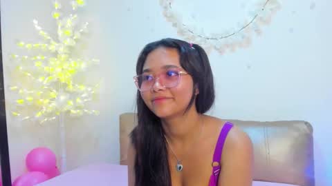 Mariana torres online show from 04-27-26, 08:07