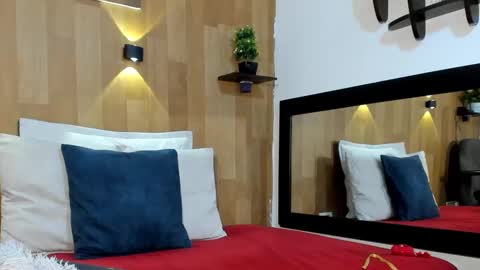 Mariana Angel online show from 10-03-25, 07:11