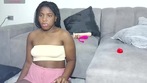 marianaee online show from 10-15-25, 06:35