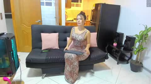 Mariana online show from 04-27-26, 10:24