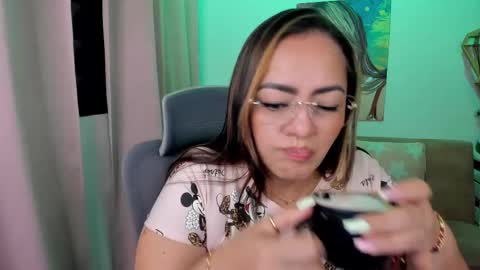 Snapshot of marianalopez81 chatting on 03-16-26, 12:49 Mariana Lopez online show from 03-16-26, 12:49