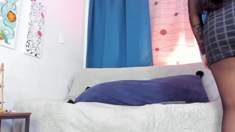 Mariana Vargas online show from 12-04-24, 04:38