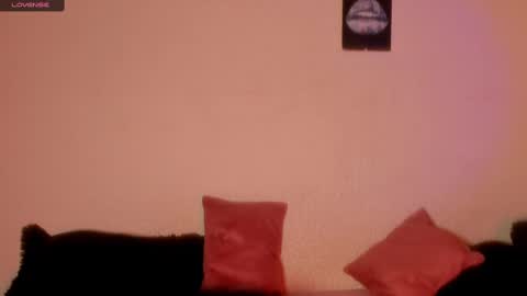 Snapshot of marianawlls chatting on 02-20-25, 12:30 mariana williams online show from 02-20-25, 12:30