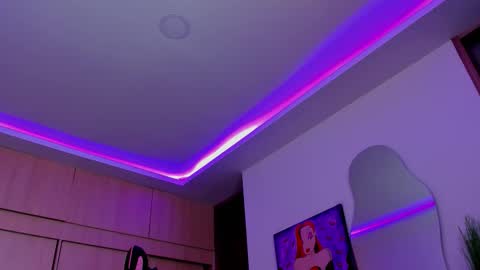 M A R I A N E online show from 10-16-25, 03:02