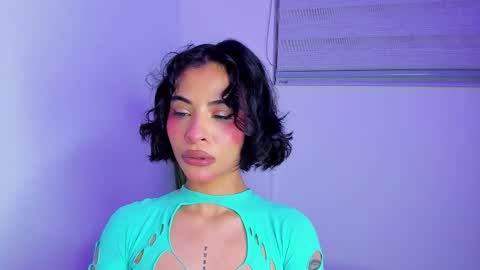 M A R I A N E online show from 02-12-26, 03:01