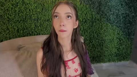 Maria Pettit online show from 02-24-25, 12:37