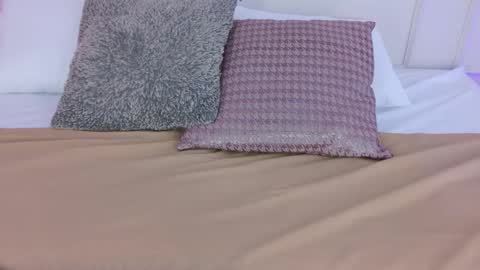 Maria Pettit online show from 09-09-25, 12:15