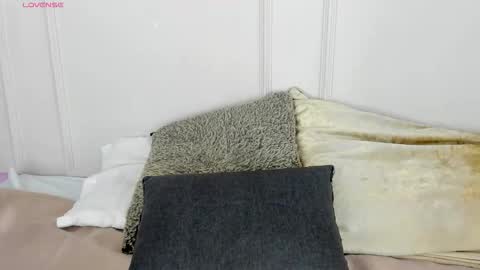 Maria Pettit online show from 03-05-26, 12:01