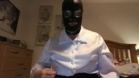 Mariasatin online show from 12-22-25, 07:44