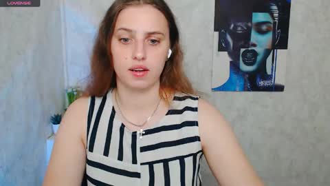 Snapshot of mariatess_ chatting on 05-24-26, 11:59 Mariia online show from 05-24-26, 11:59