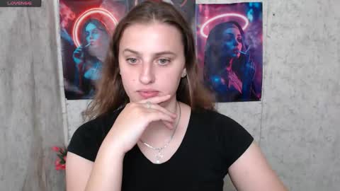 Snapshot of mariatess_ chatting on 05-25-26, 10:21 Mariia online show from 05-25-26, 10:21