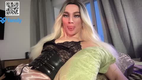 Mari online show from 01-14-25, 01:38