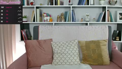 Snapshot of marie_antoinette62 chatting on 01-31-25, 07:51 Maria online show from 01-31-25, 07:51