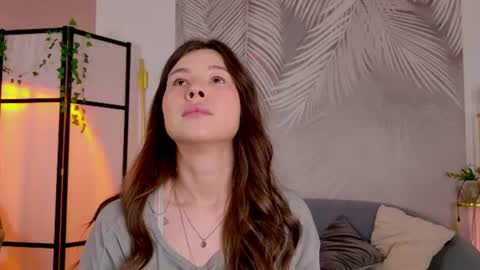 Marie LEAVE YOUR  WITH ME online show from 07-22-26, 05:10