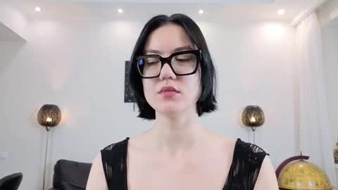 Marie Fitch online show from 01-10-26, 04:14