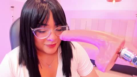 Marie online show from 12-13-24, 04:00