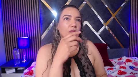 Snapshot of marie_hss chatting on 03-07-25, 08:44 marie_hss online show from 03-07-25, 08:44