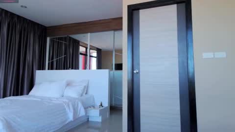 Marie online show from 09-22-25, 08:05